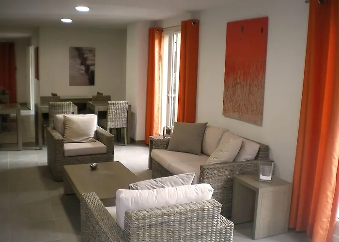 Vacanceole - Les Rives Du Lac Aparthotel 3*