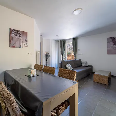 Vacanceole - Les Rives Du Aparthotel Lacanau