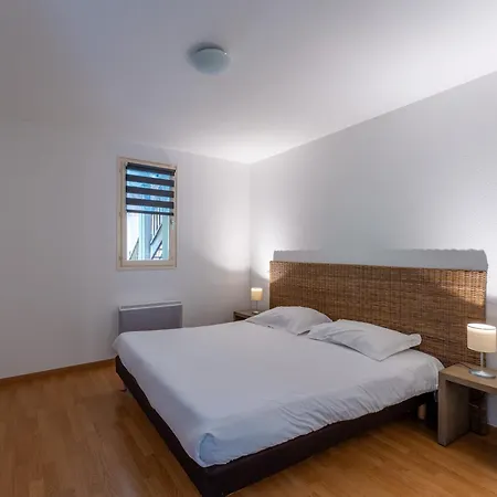 Vacanceole - Les Rives Du Lac Aparthotel 3*