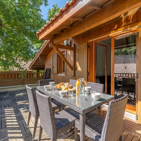 Vacanceole - Les Rives Du Lac Aparthotel