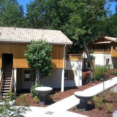 Vacancéole - Les Rives Du Apartahotel Lacanau