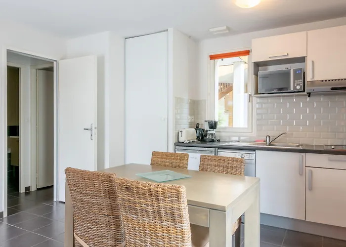 아파트호텔 Vacanceole - Les Rives Du 3*