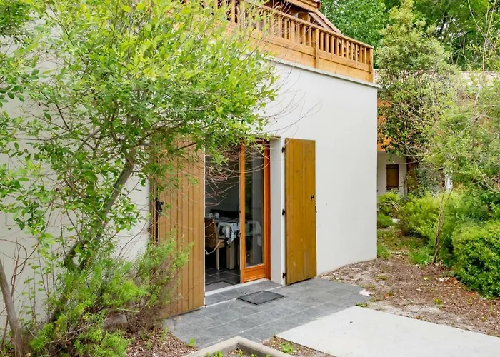 Vacanceole - Les Rives Du Aparthotel 3*